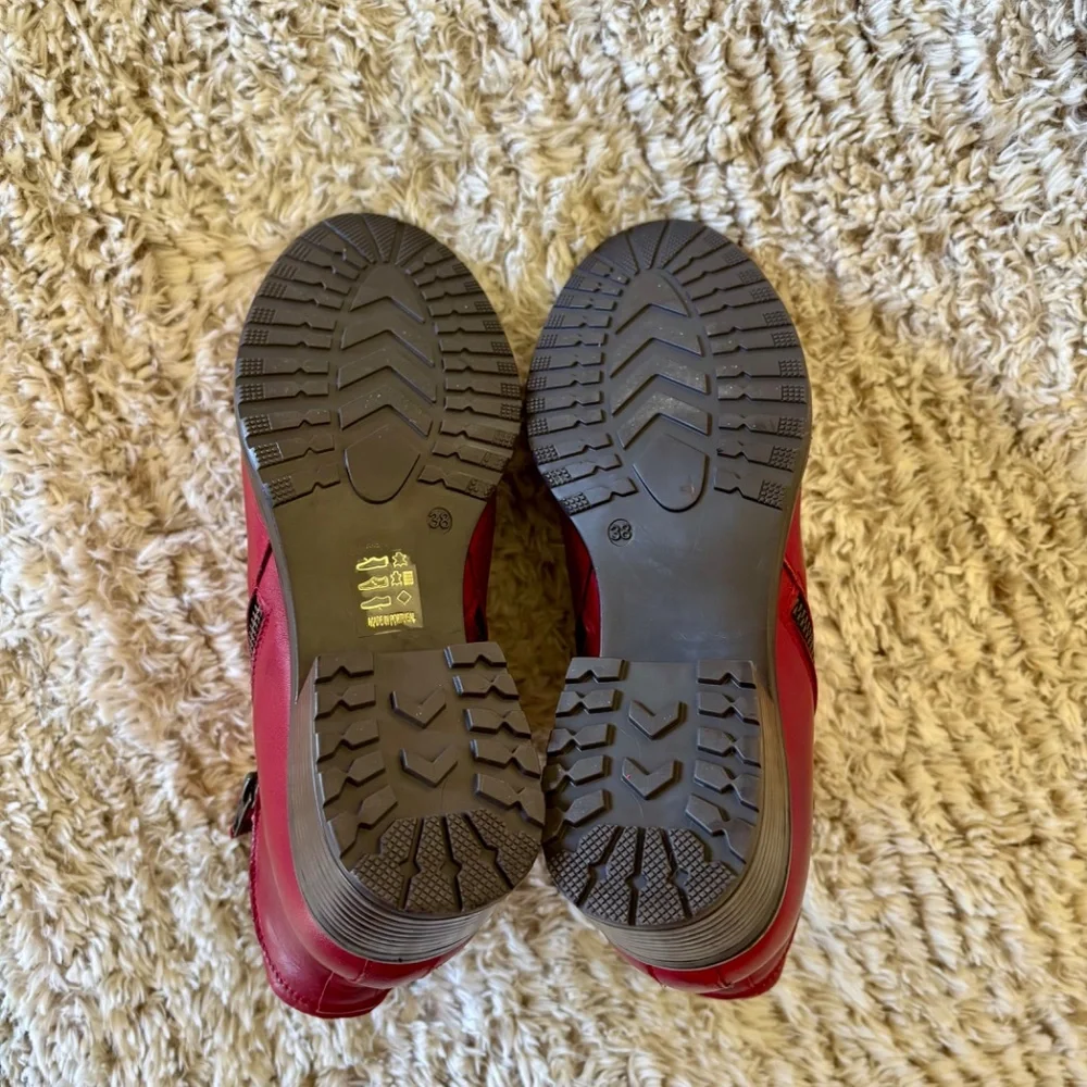 Miz Mooz Jet Zip Up Ankle Boots Size 38 Red Leather - Picture 9 of 11